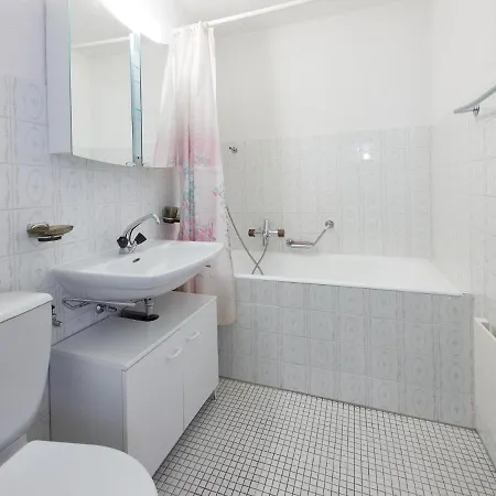 아파트 Dixence 219 By Interhome 레 콜론